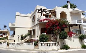 Alexandra Hotel